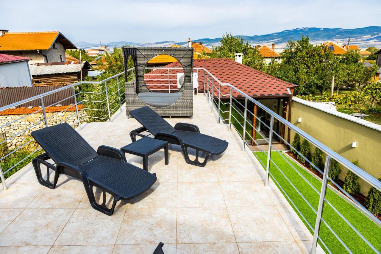 Forest Oasis Guest House Free Parking Saparewa Banja Exterior foto