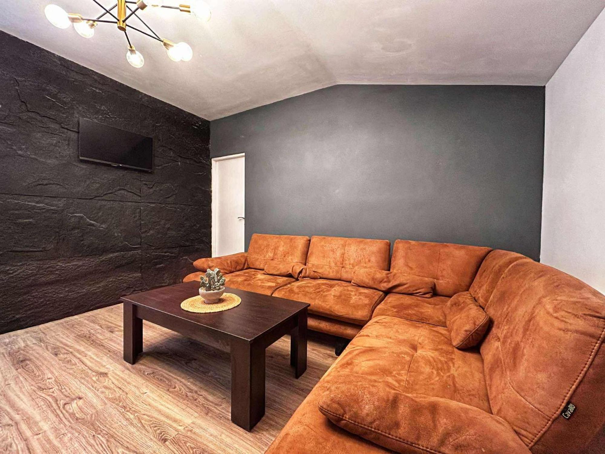 Forest Oasis Guest House Free Parking Saparewa Banja Exterior foto